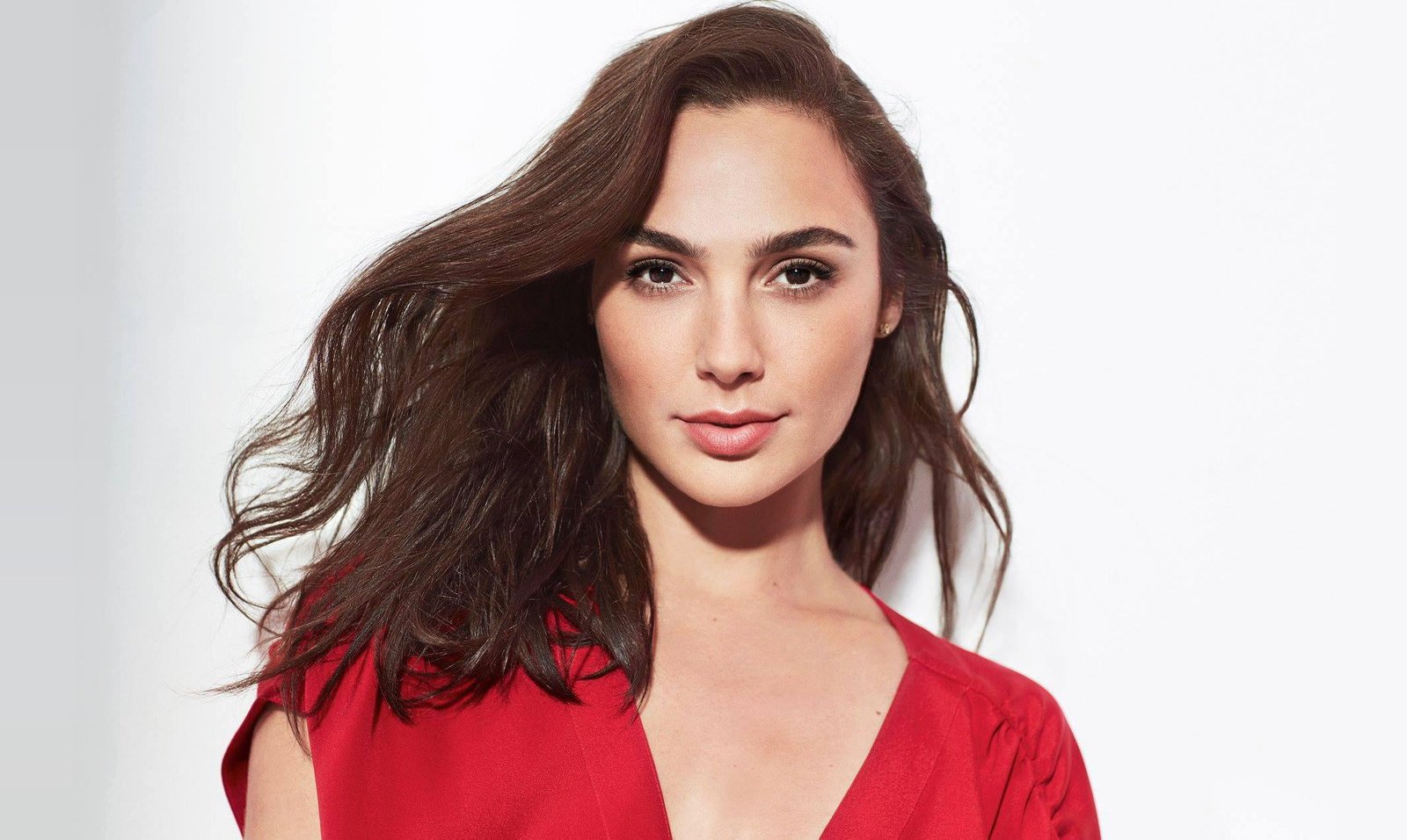 Actresses Gal Gadot Brown Eyes 2k
