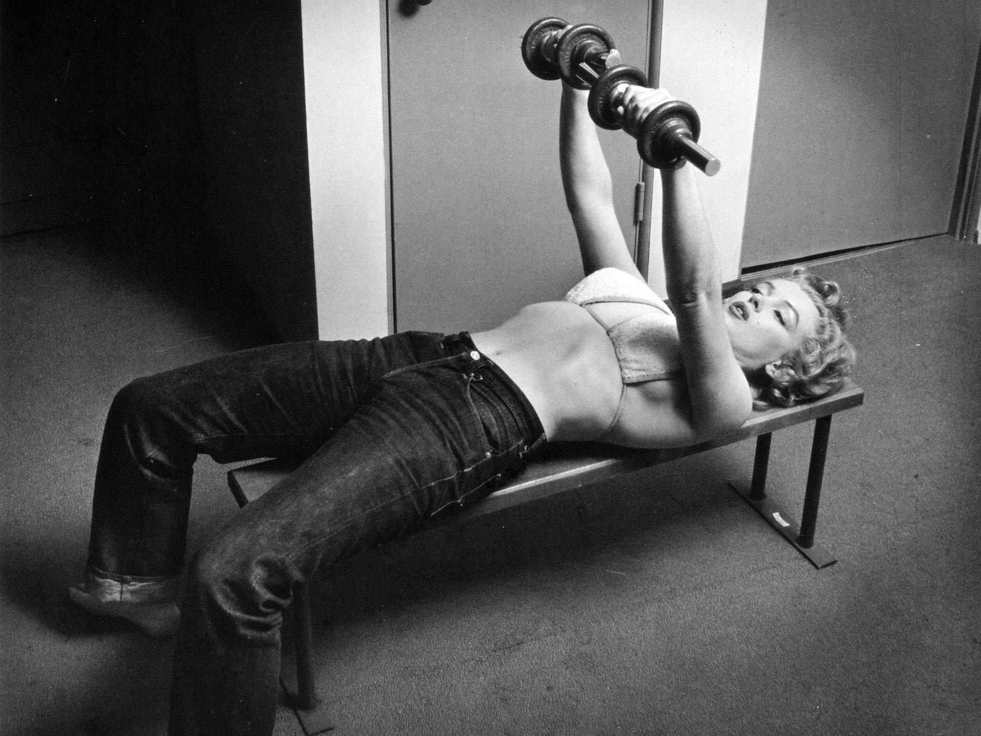 Actresses Marilyn Monroe indoors one person strength lifestyles