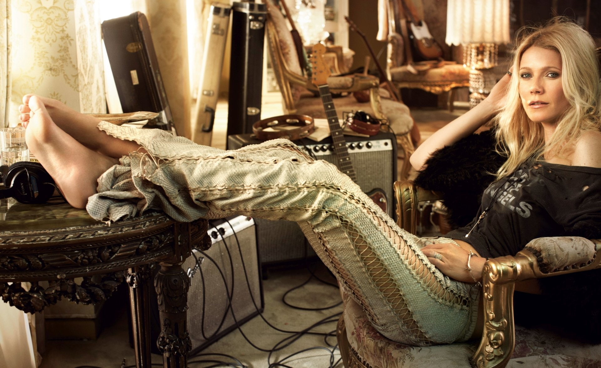 Actresses Gwyneth Paltrow