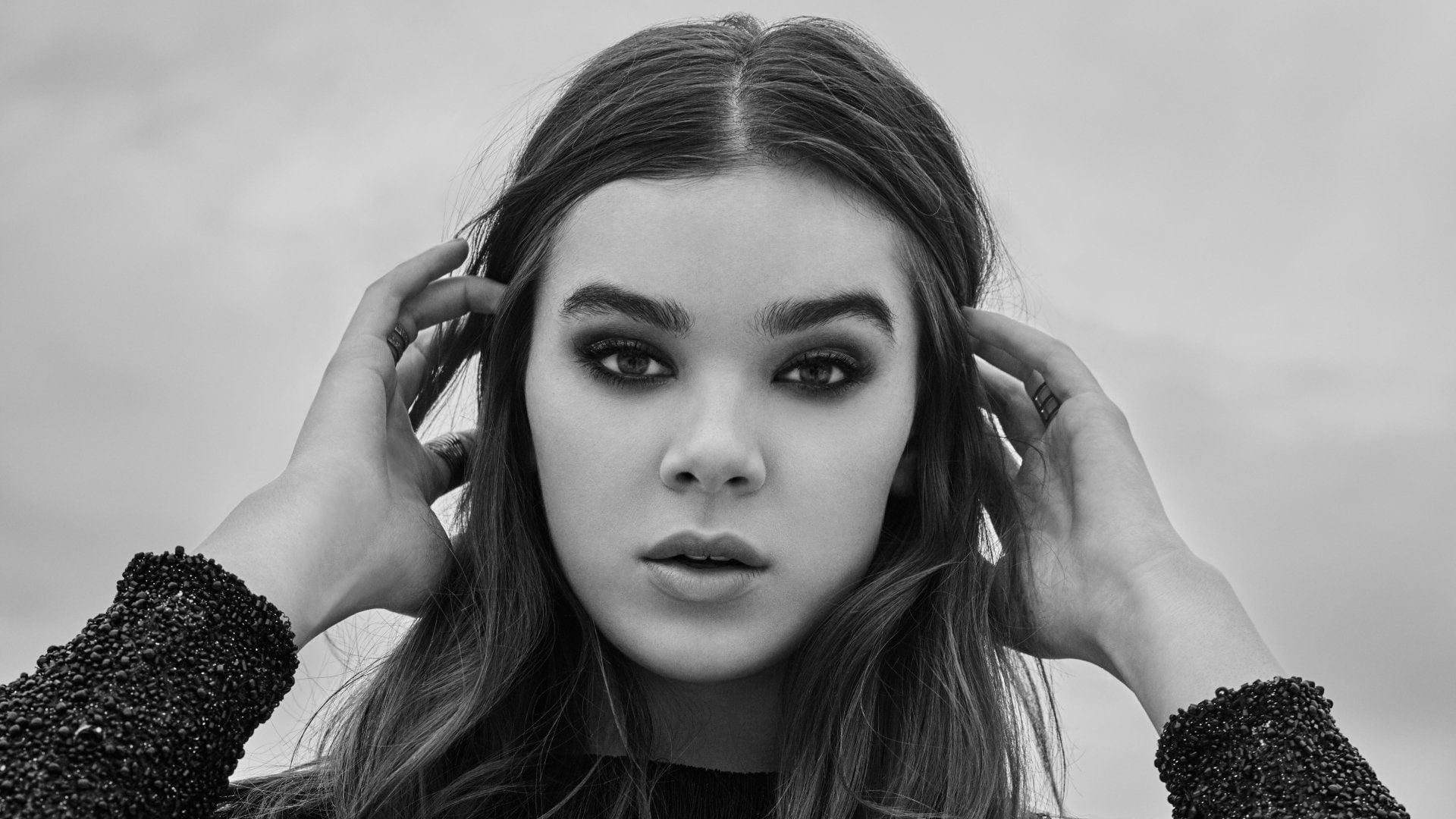 Actresses Hailee Steinfeld Black amp; White Close Up Face