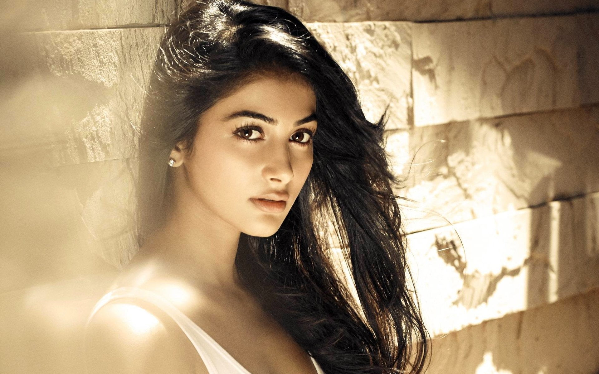 Actresses Pooja Hegde portrait beautiful woman beauty young adult