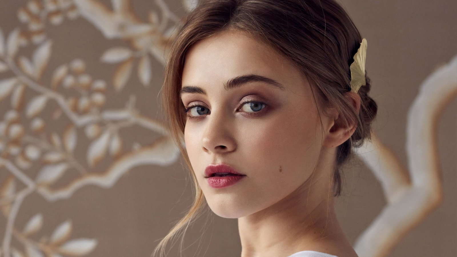 Actresses Josephine Langford Australian Blue Eyes Close Up 2k