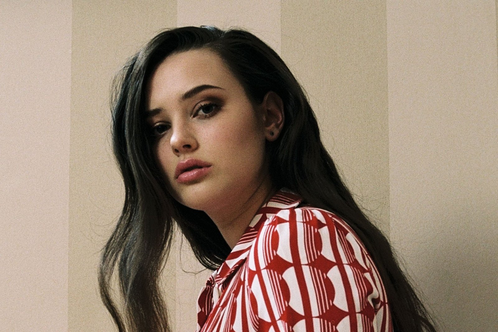 Actresses Katherine Langford Brunette