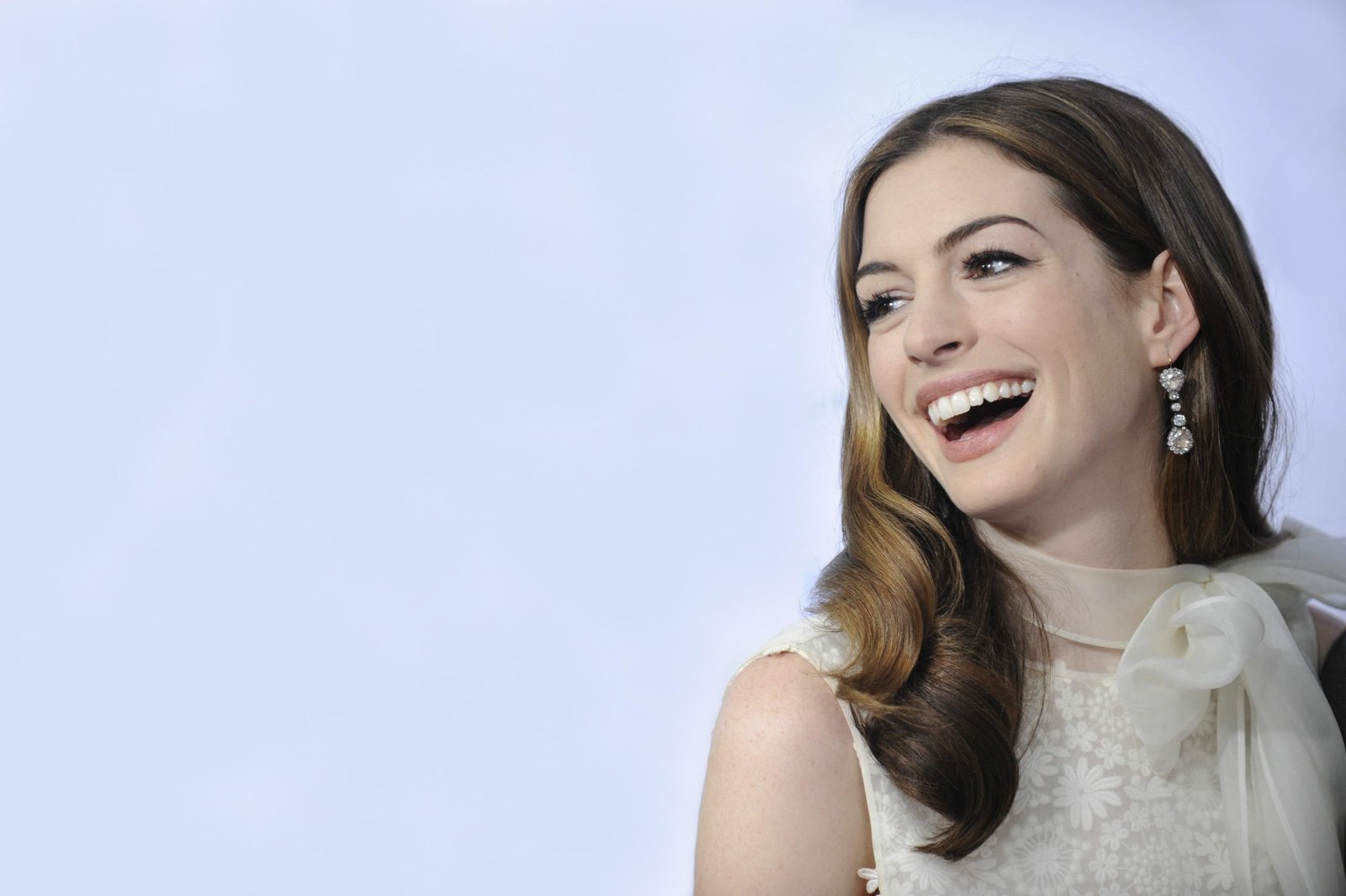 Anne Hathaway celebrity celebrities actress girls hollywood 2k 4k