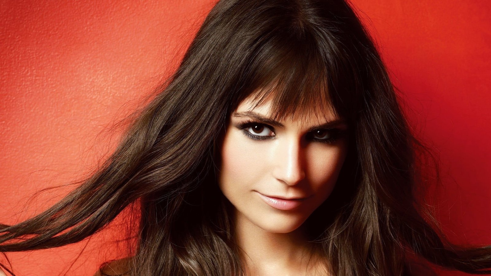 Jordana Brewster brunette women looking at viewer celebrity