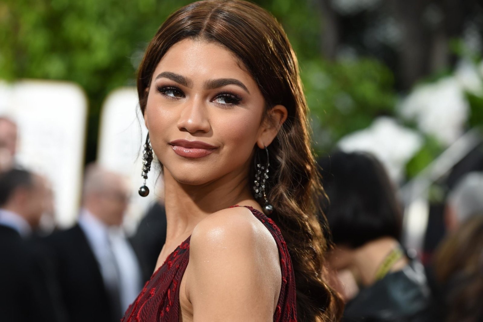 Actresses Zendaya American Brown Eyes Brunette Earrings