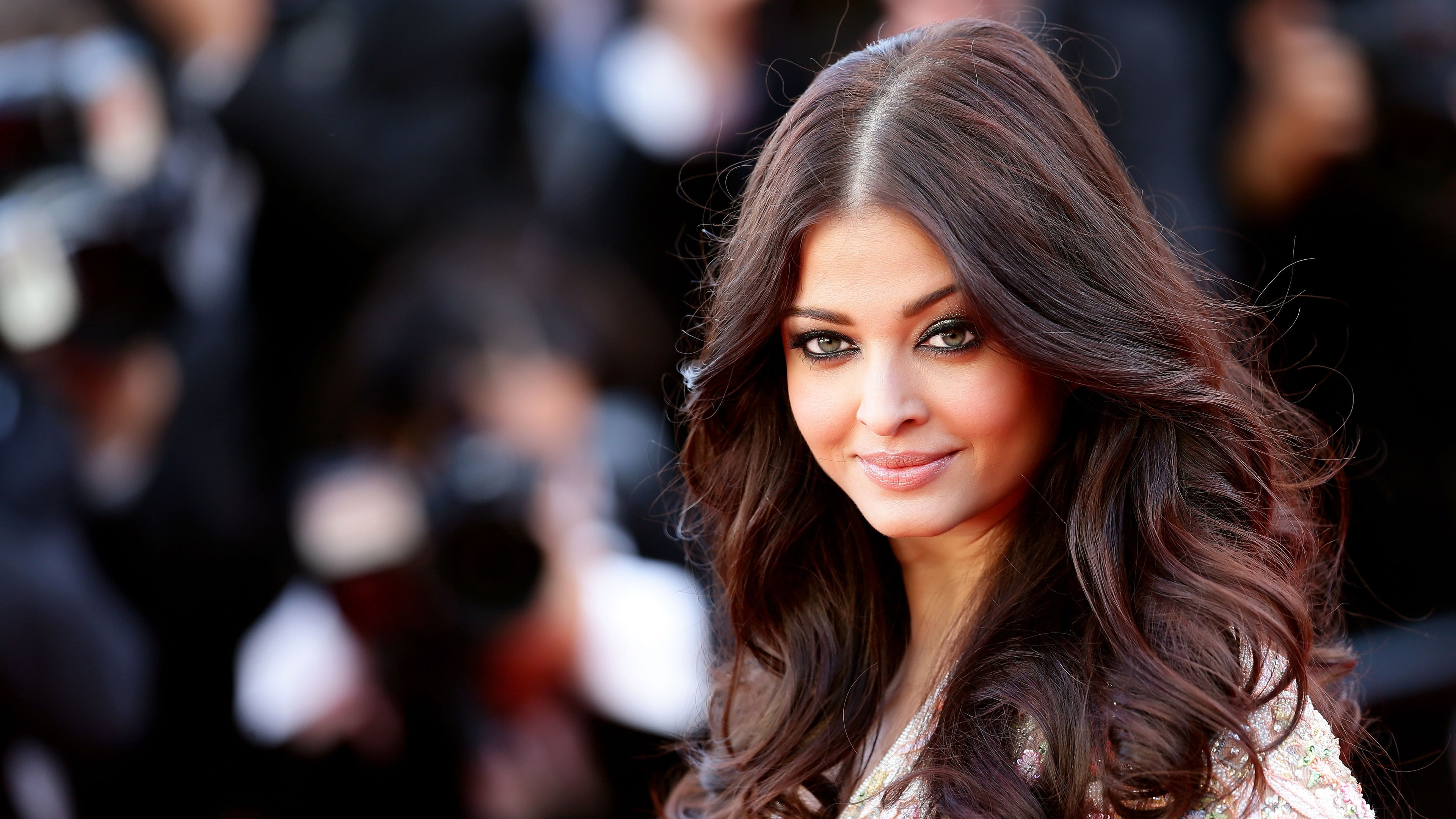 Aishwarya Rai Bachchan at Cannes actress bollywood actresses 2k