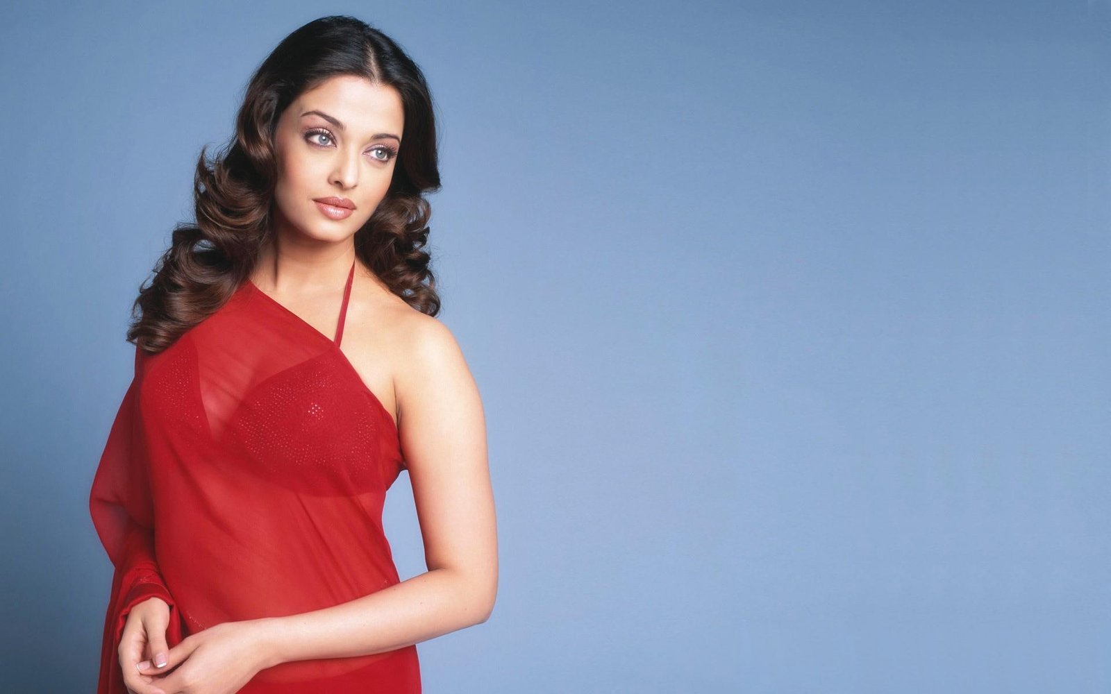 aishwarya rai red saree celebrity girls celebrities actress
