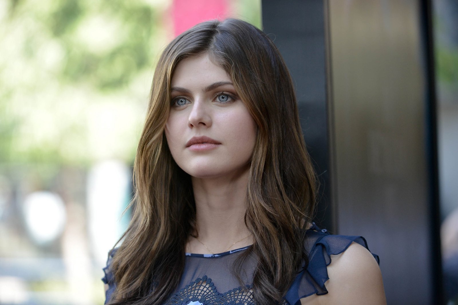Alexandra Daddario actress celebrity blue eyes women brunette 2k