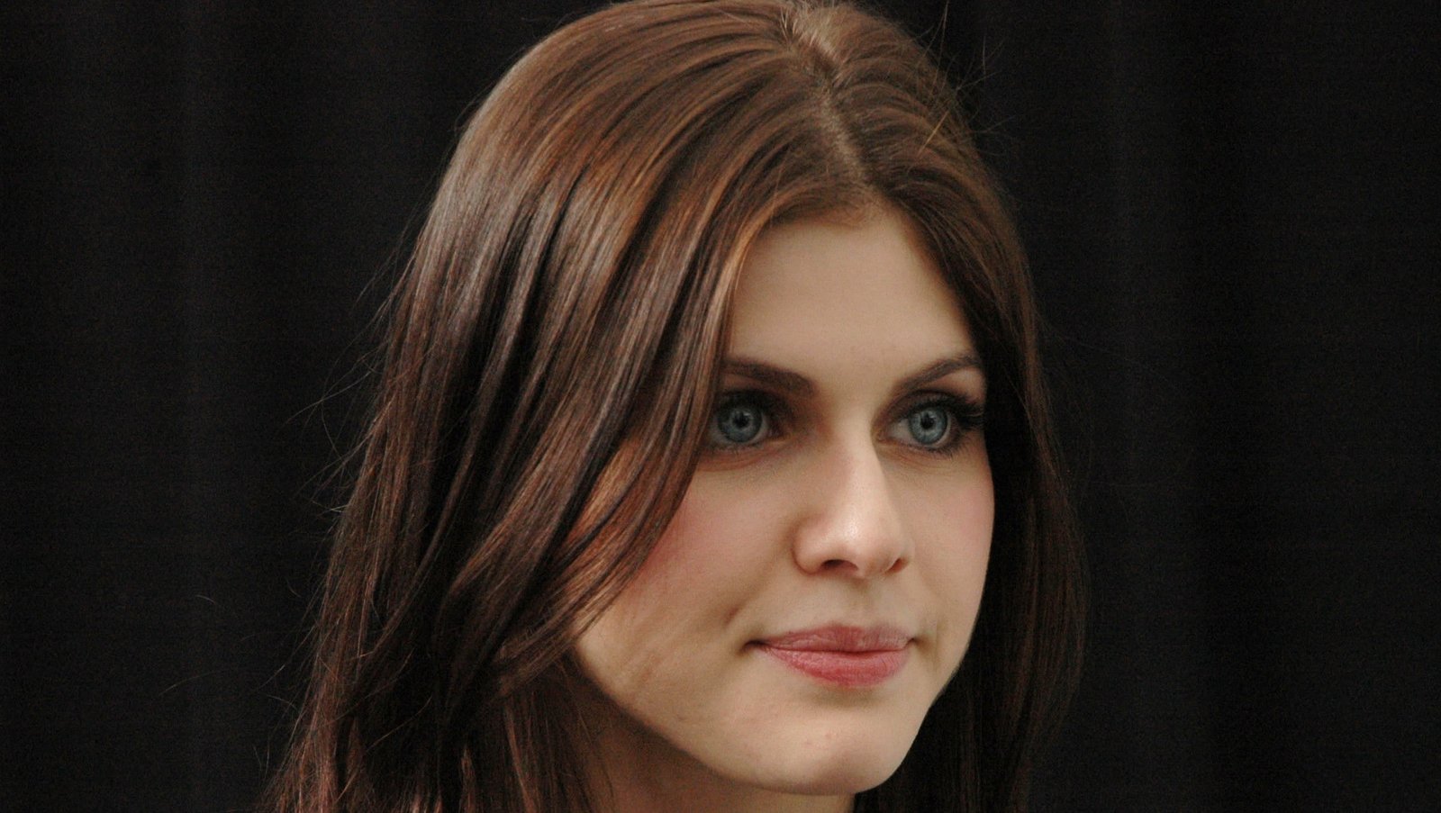 Alexandra Daddario actress face women blue eyes brunette 2k