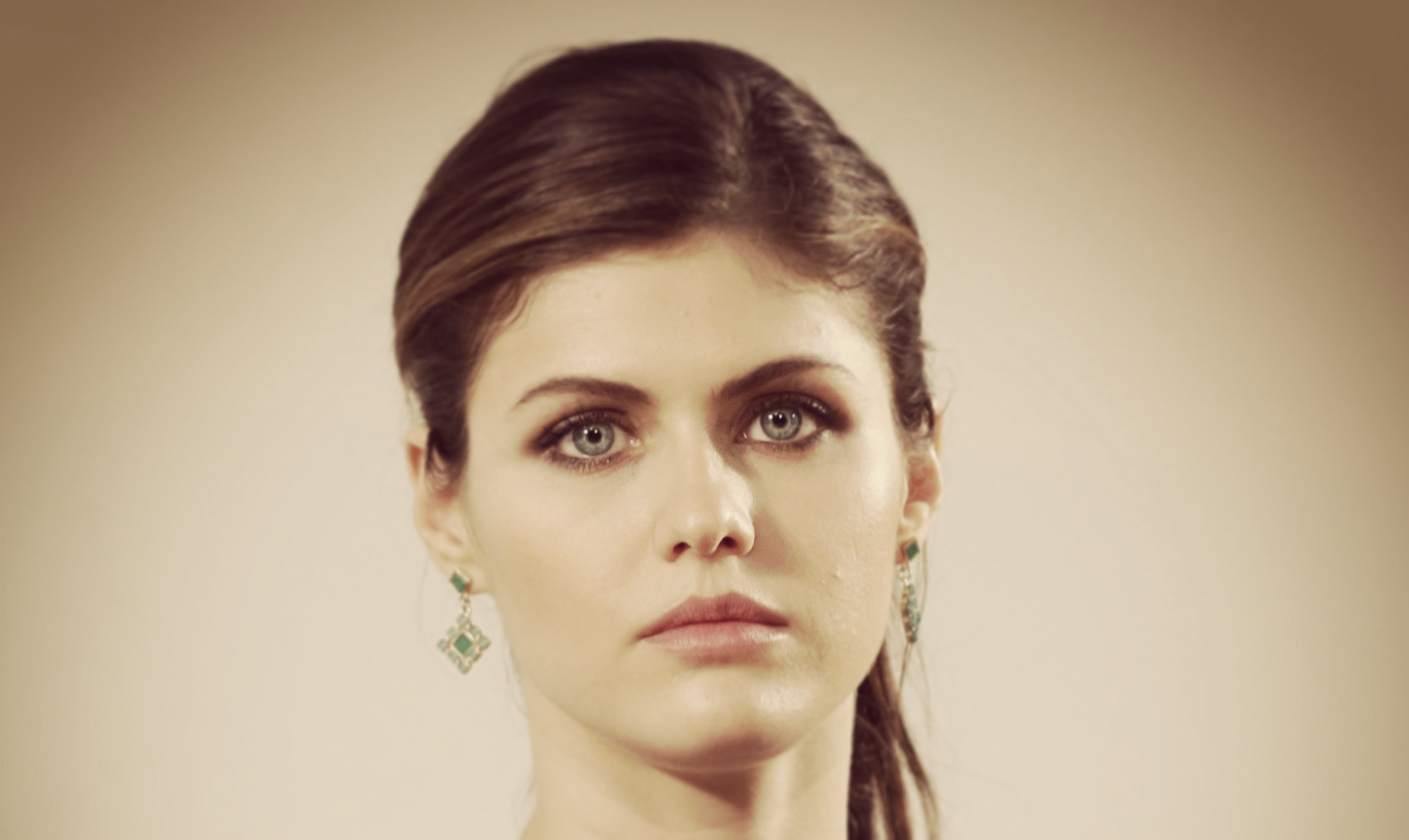 Alexandra Daddario women brunette face blue eyes portrait 2k