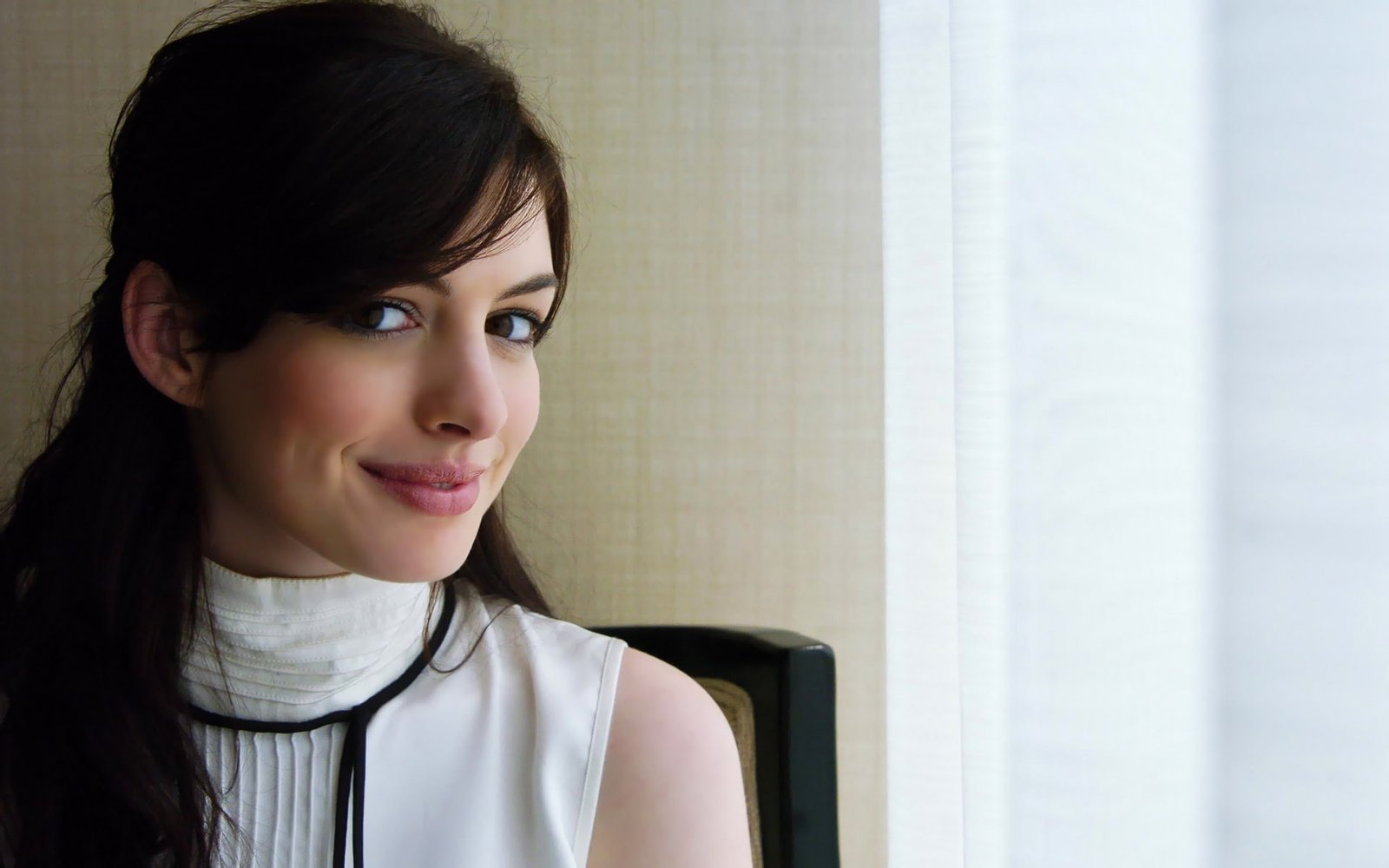 Anne Hathaway Cute actress celebrity hollywood actresses gorgeous