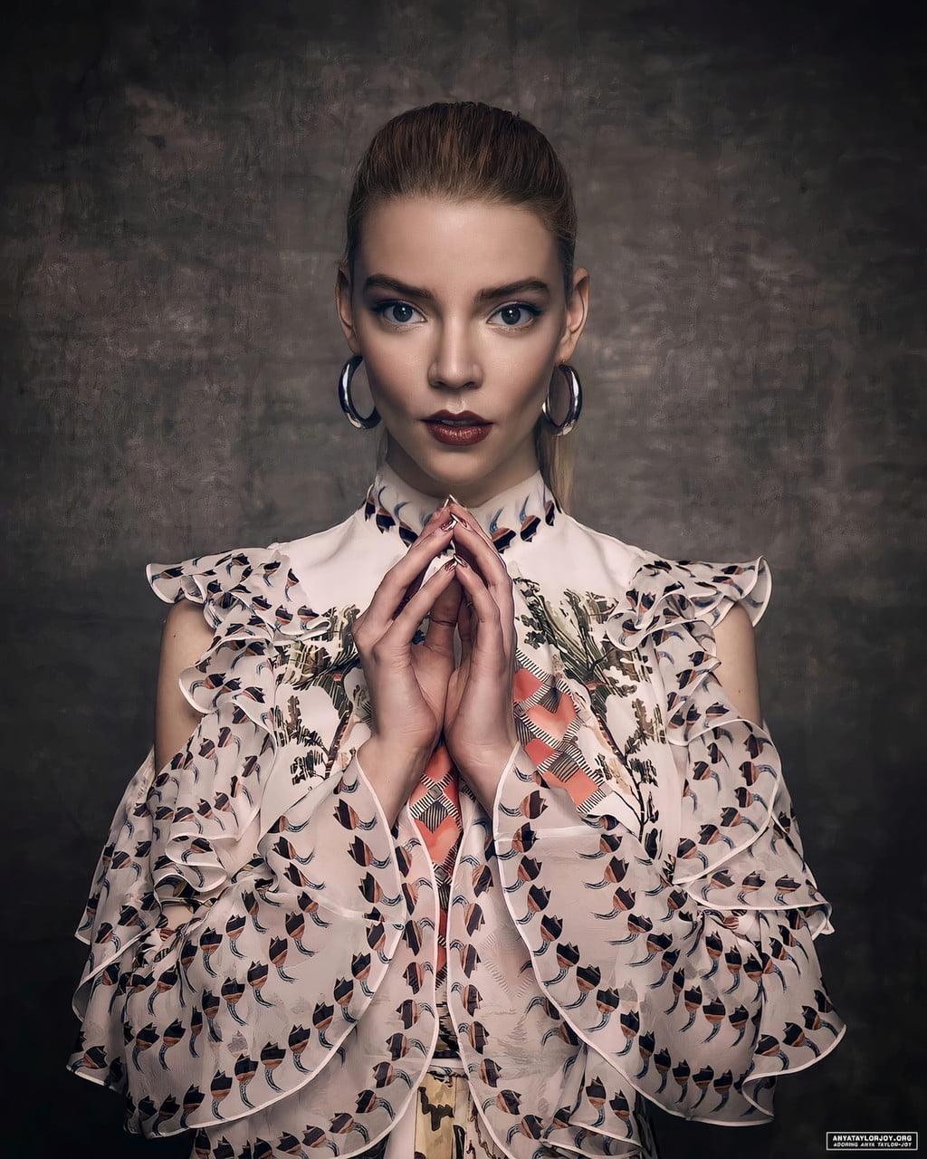 Anya Taylor Joy women actress blonde long hair hoop earrings