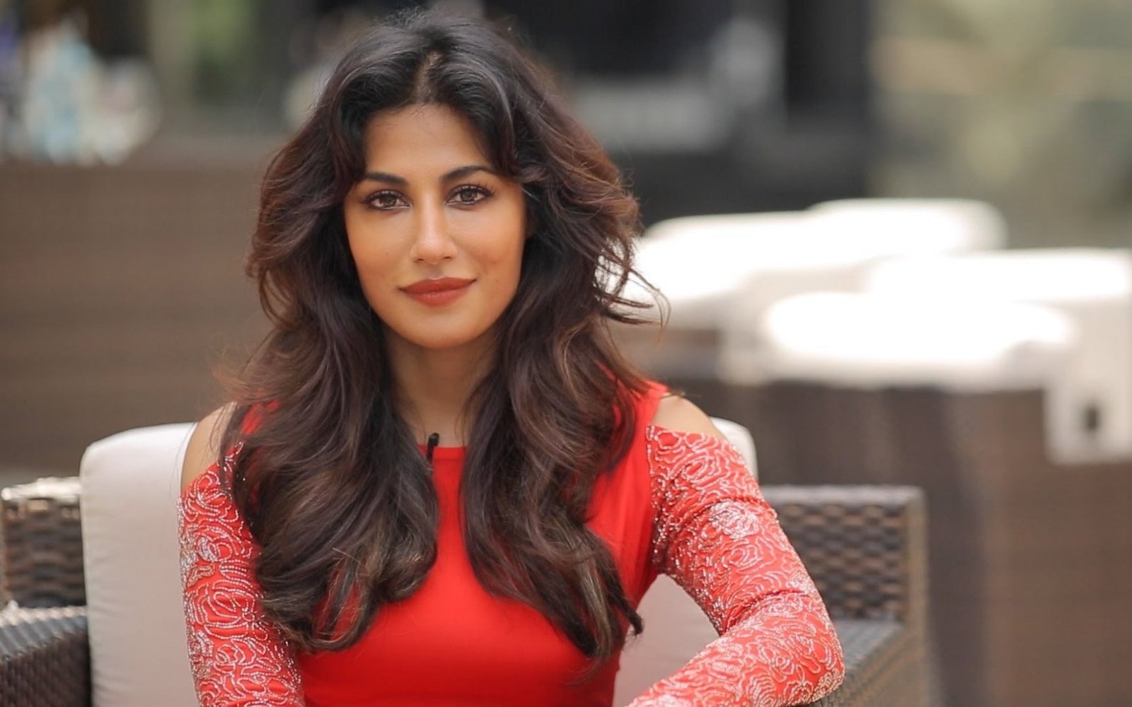 Chitrangada Singh women's red scoop neck floral shoulder dress