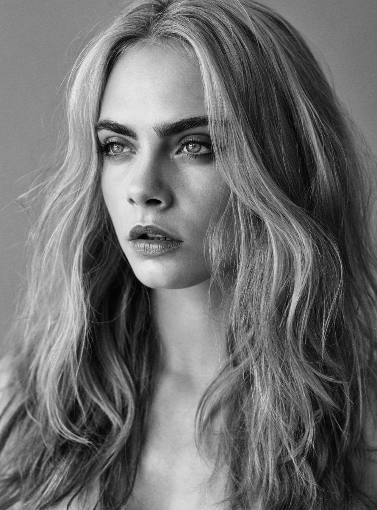 Cara Delevingne face women model sepia actress