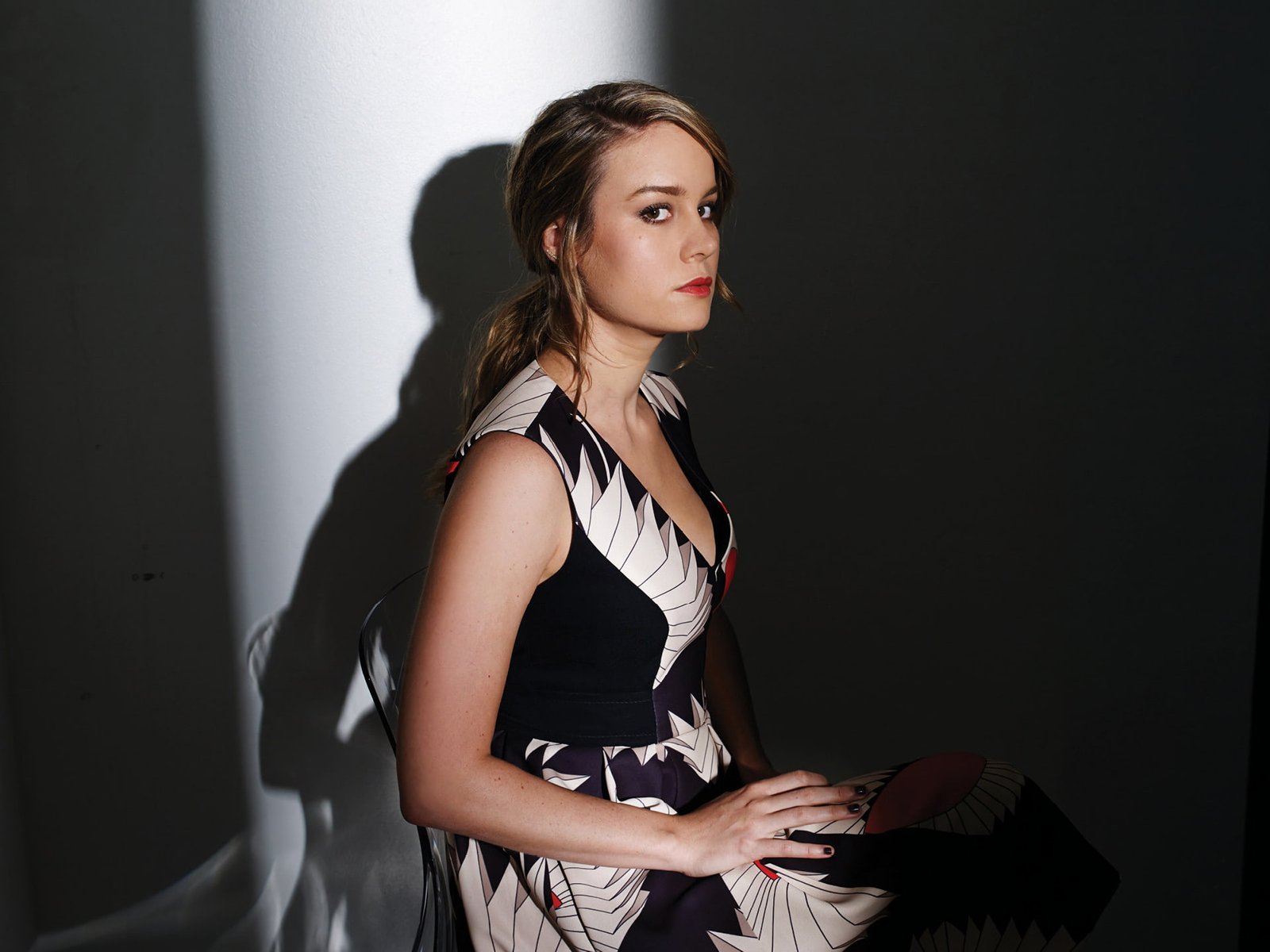 Celebrity Brie Larson Actress Blonde Brown Eyes Lipstick