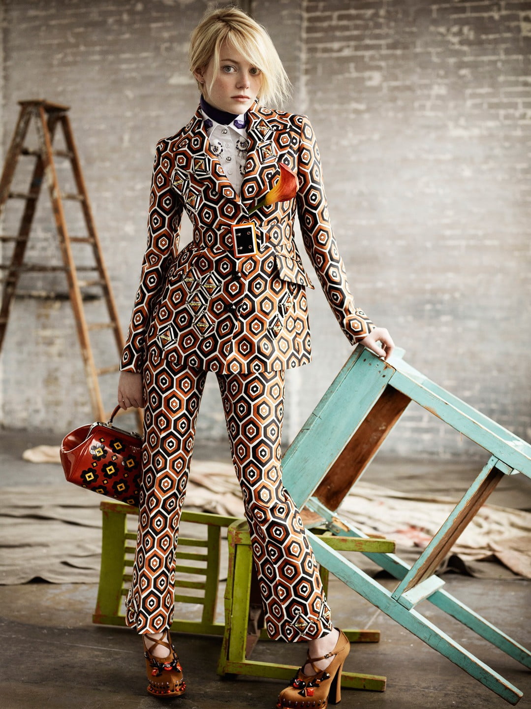 Emma Stone women actress blonde ladders chair handbags