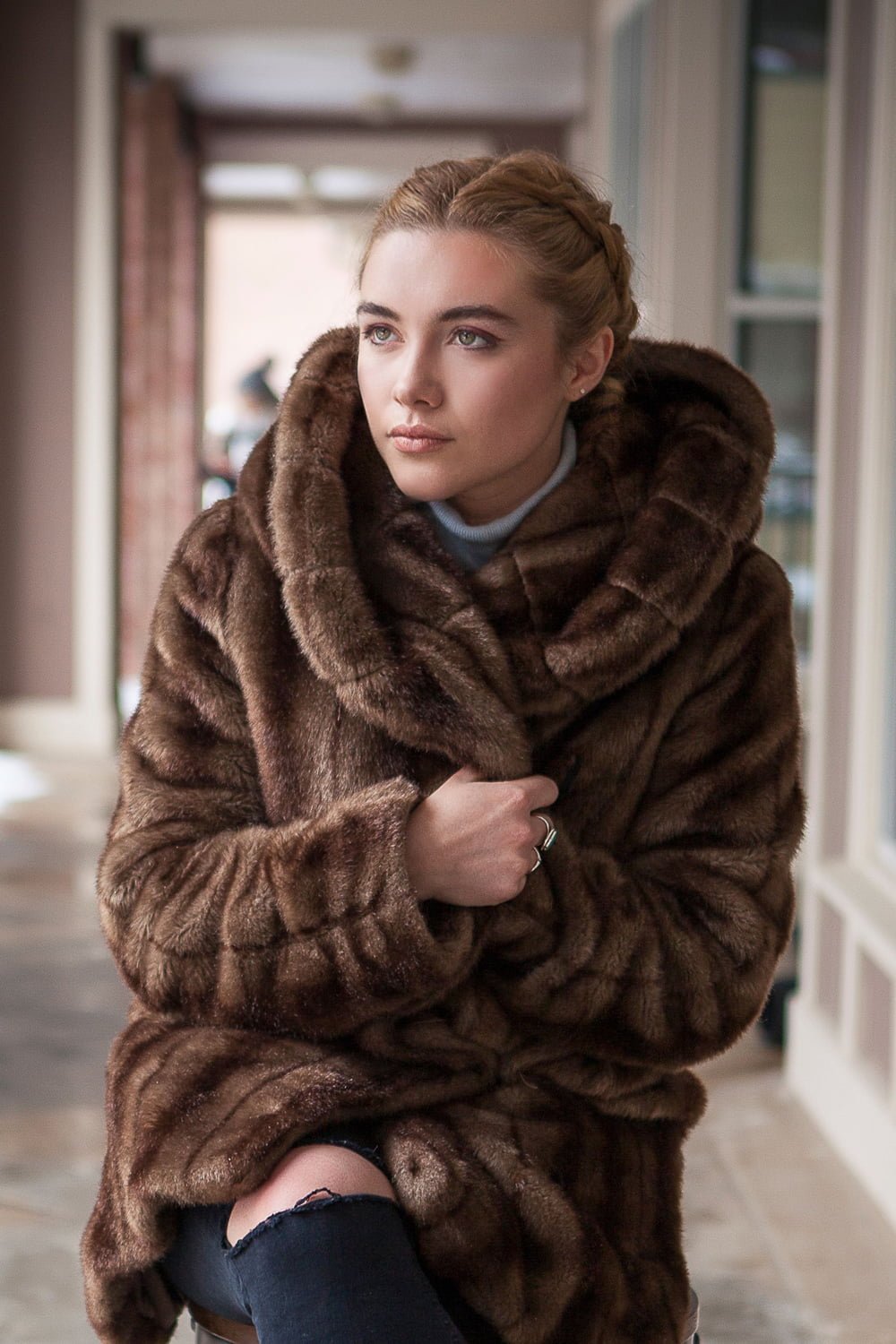 Florence Pugh women actress green eyes depth of field