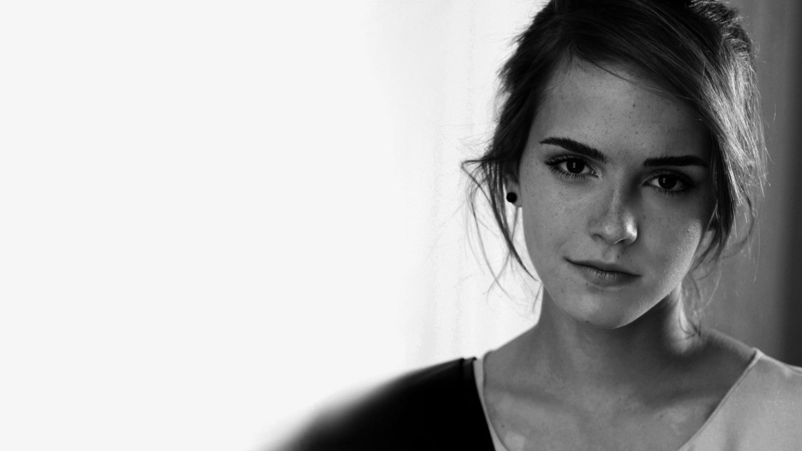 Emma Watson monochrome actress women model