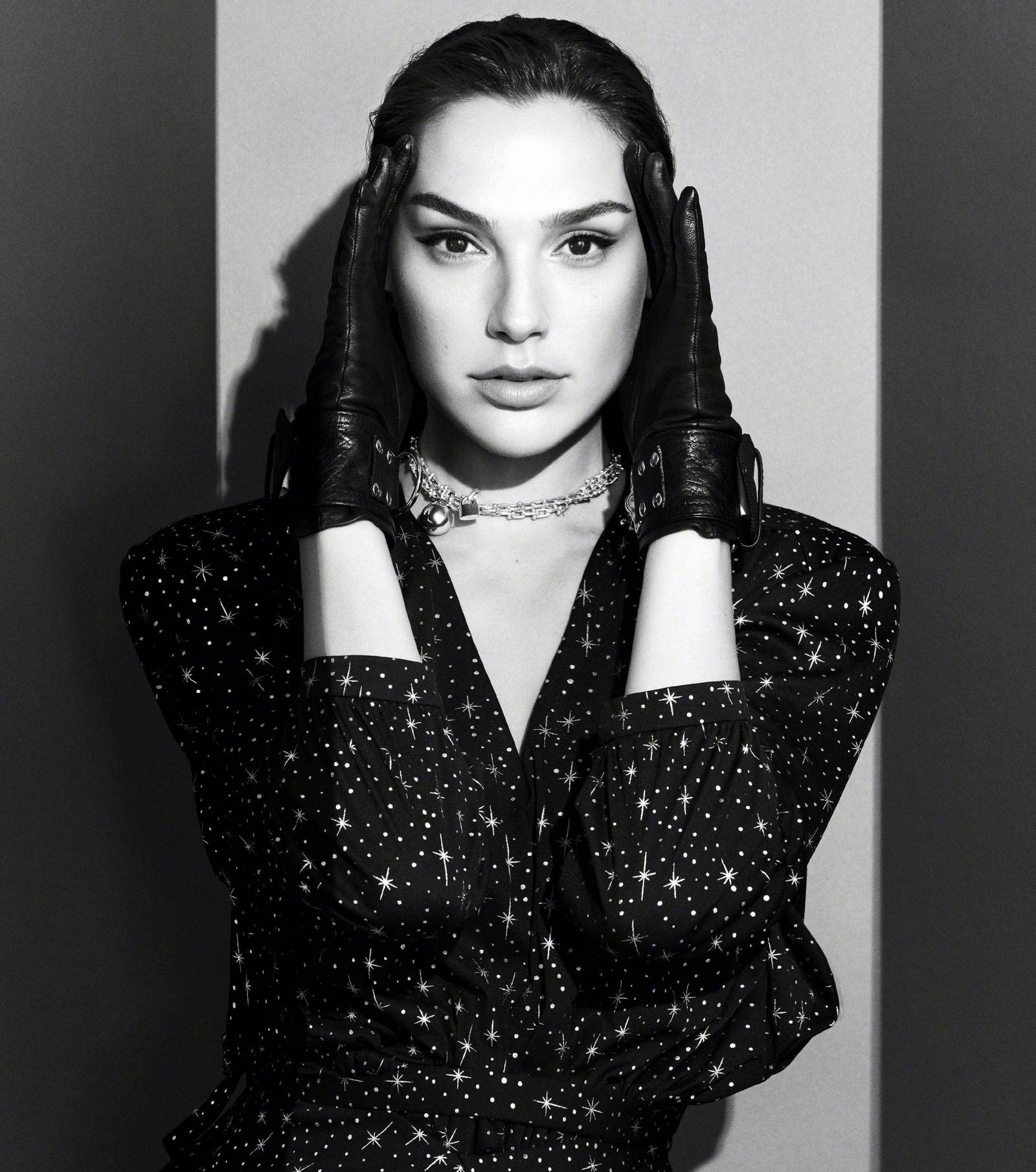 Gal Gadot model actress women monochrome neckless looking at viewer