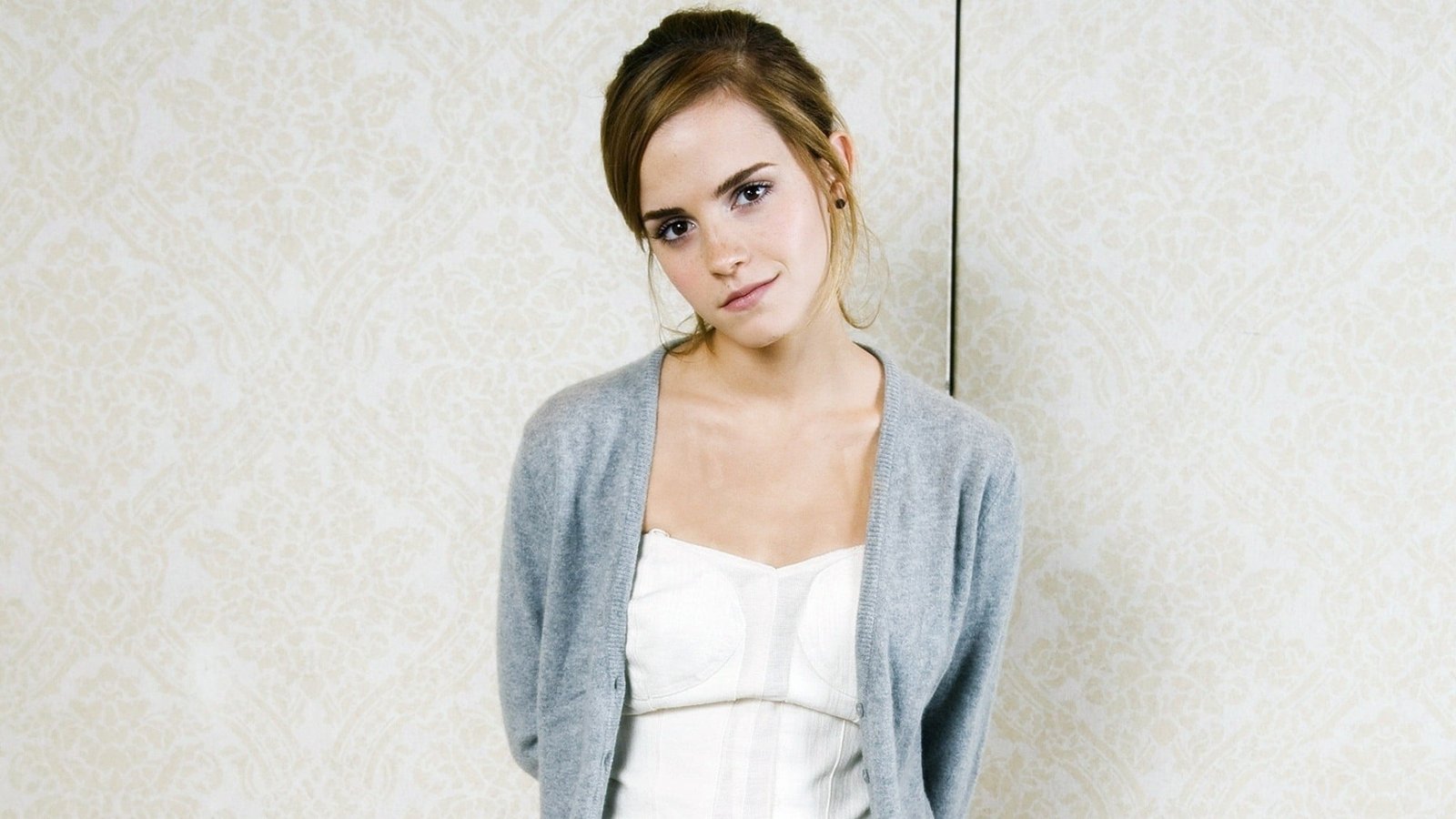 Emma Watson women portrait actress celebrity one person 2k