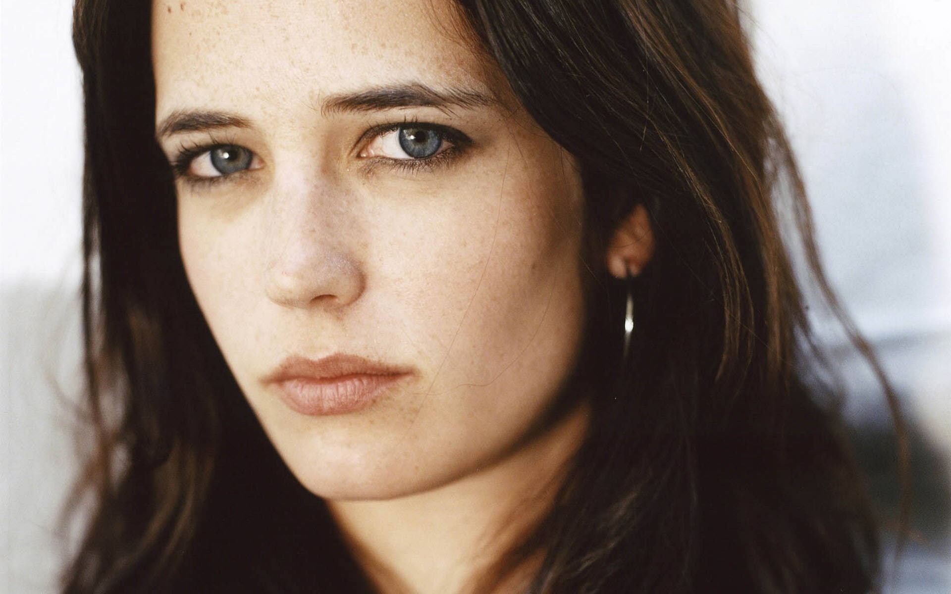 Eva Green actress brunette blue eyes women closeup clean skin 74