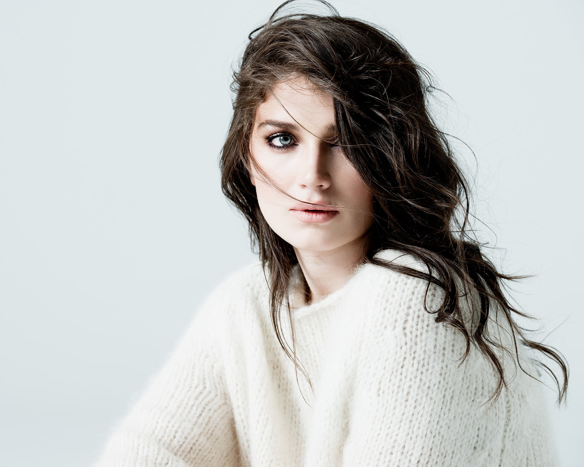 Eve Hewson women actress brunette green eyes dark hair 2k