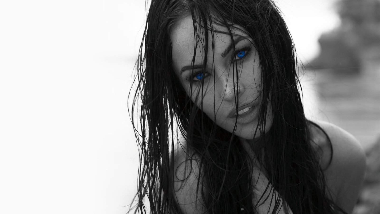 grayscale photography of woman Megan Fox monochrome selective coloring