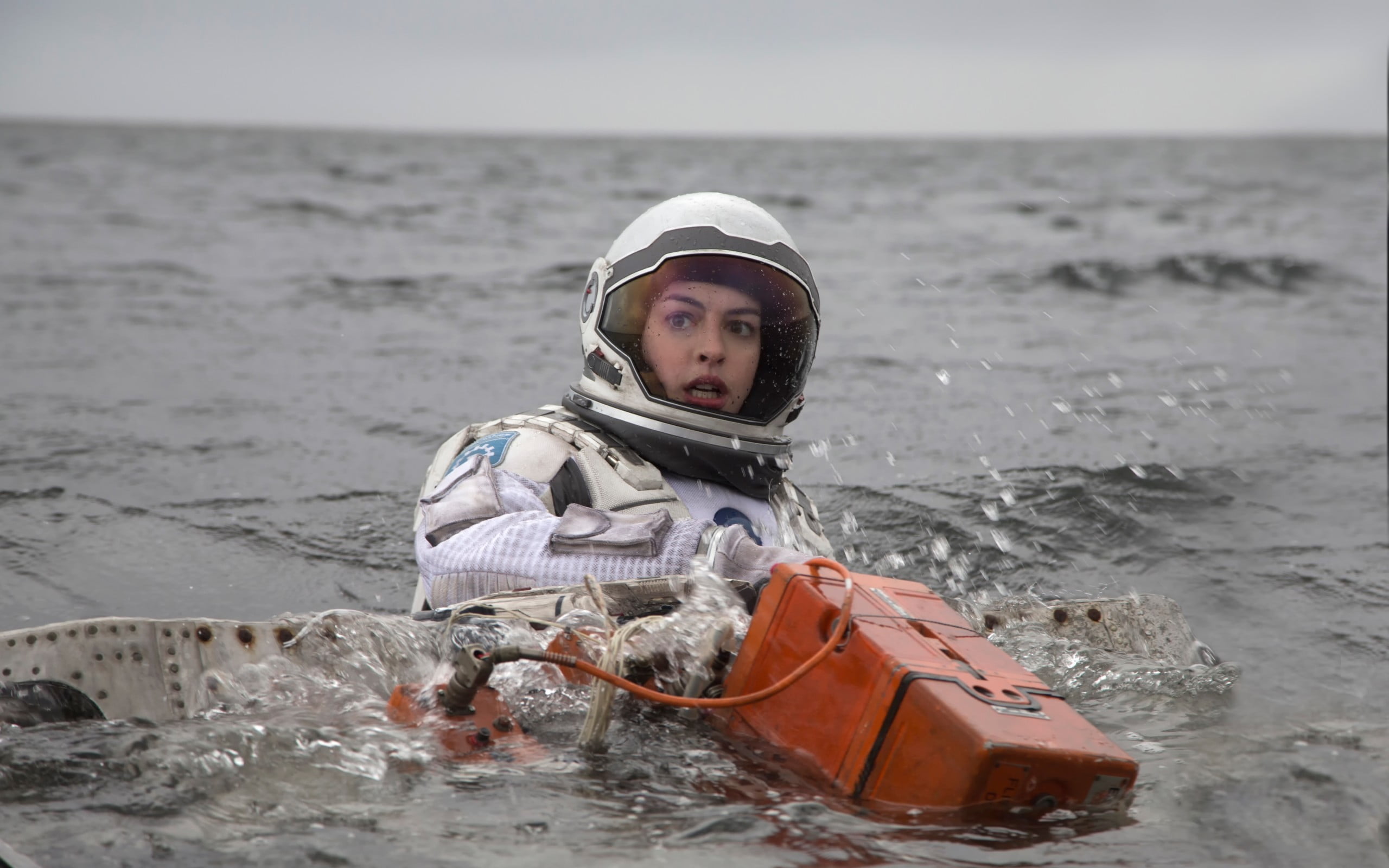 Interstellar movie Anne Hathaway women 2k
