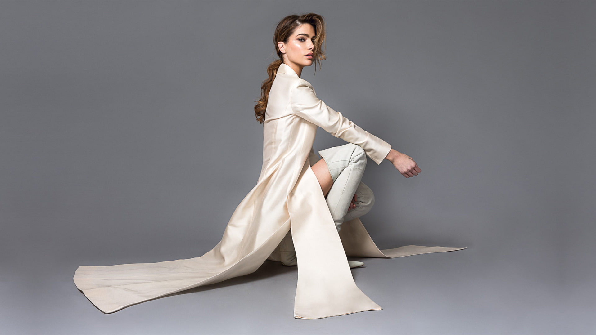 Janet Montgomery Salem Actress Photoshoot