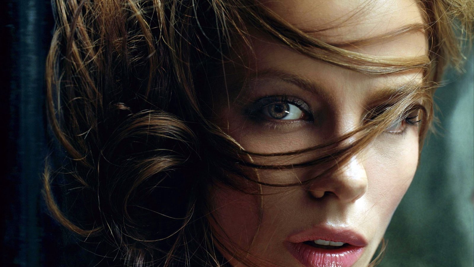Kate Beckinsale face celebrity actress brunette women