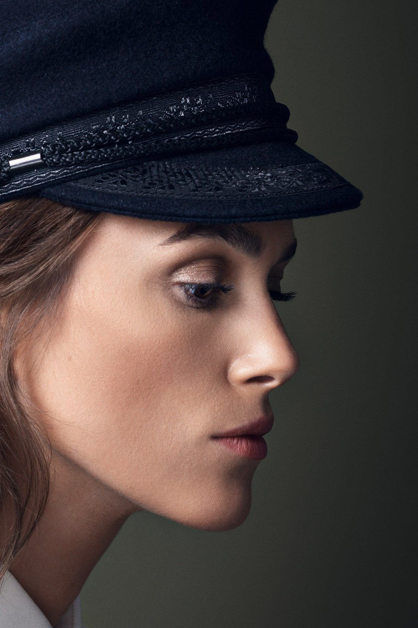 Keira Knightley actress celebrity women simple background
