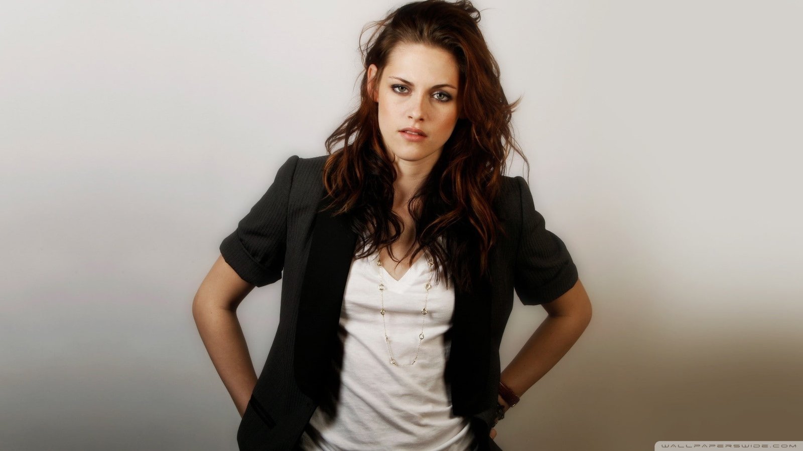 Kristen Stewart portrait actress women simple background