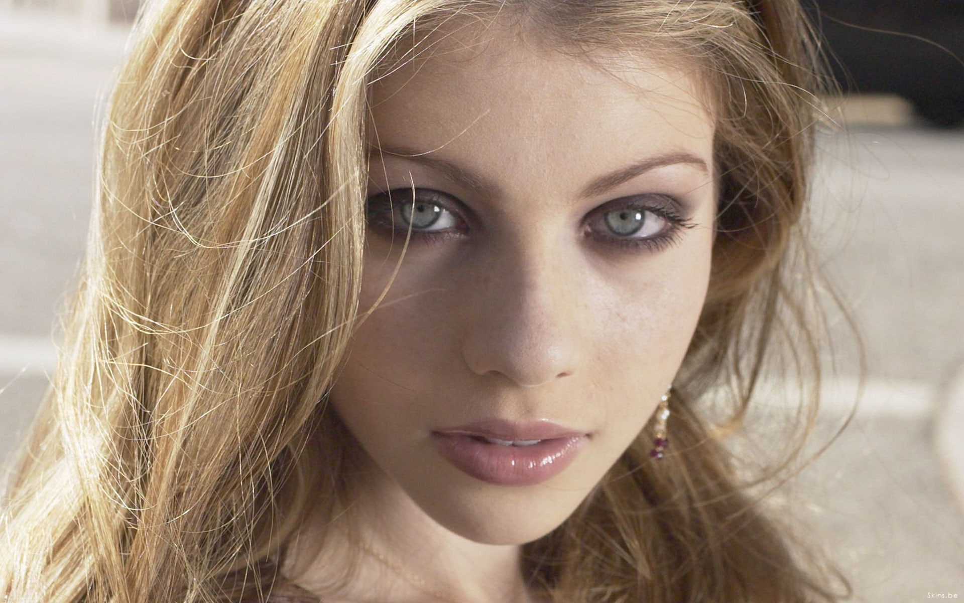 Michelle Trachtenberg actress portrait headshot hair young adult