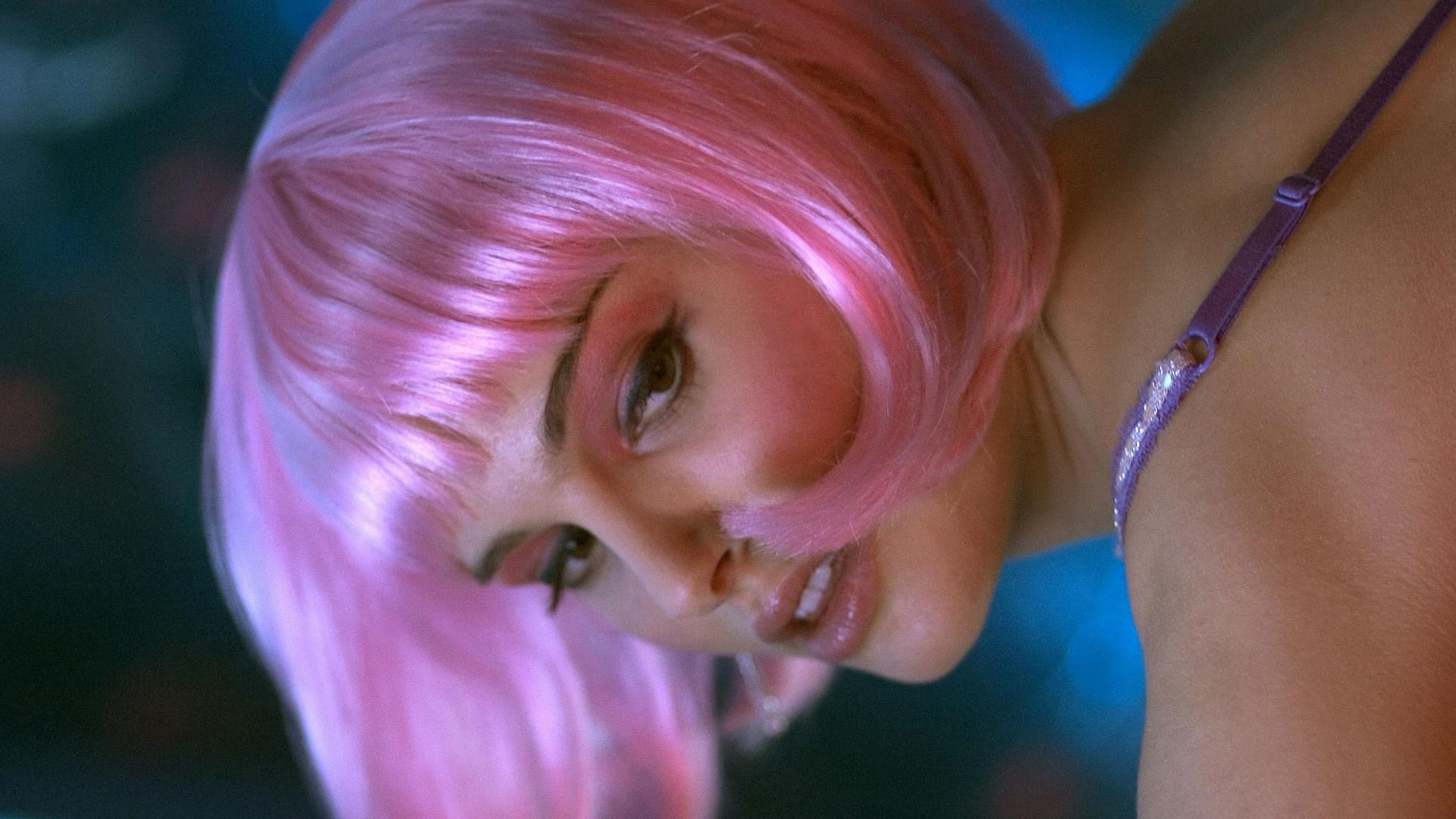 movies Natalie Portman pink hair Closer actress closer