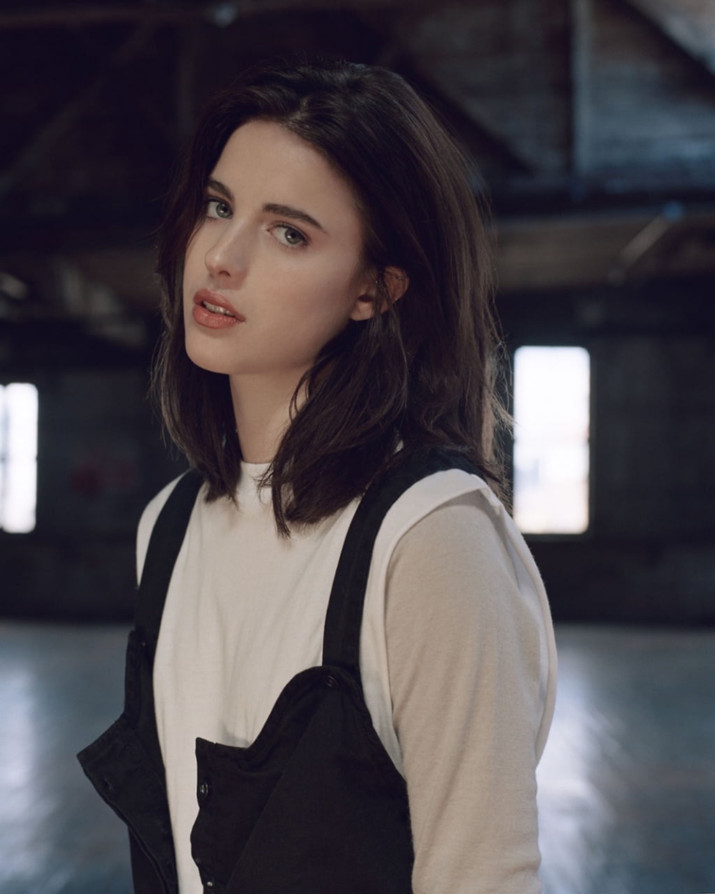 Margaret Qualley women actress model blue eyes brunette 18