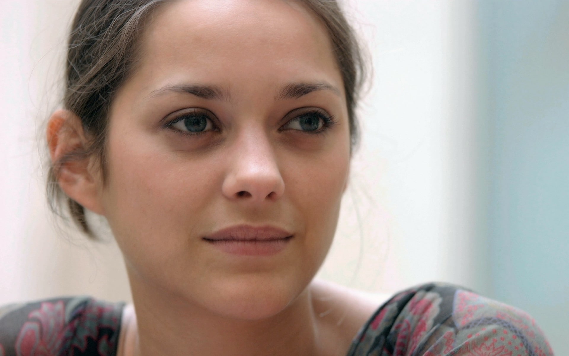 Marion Cotillard women actress brunette blue eyes face