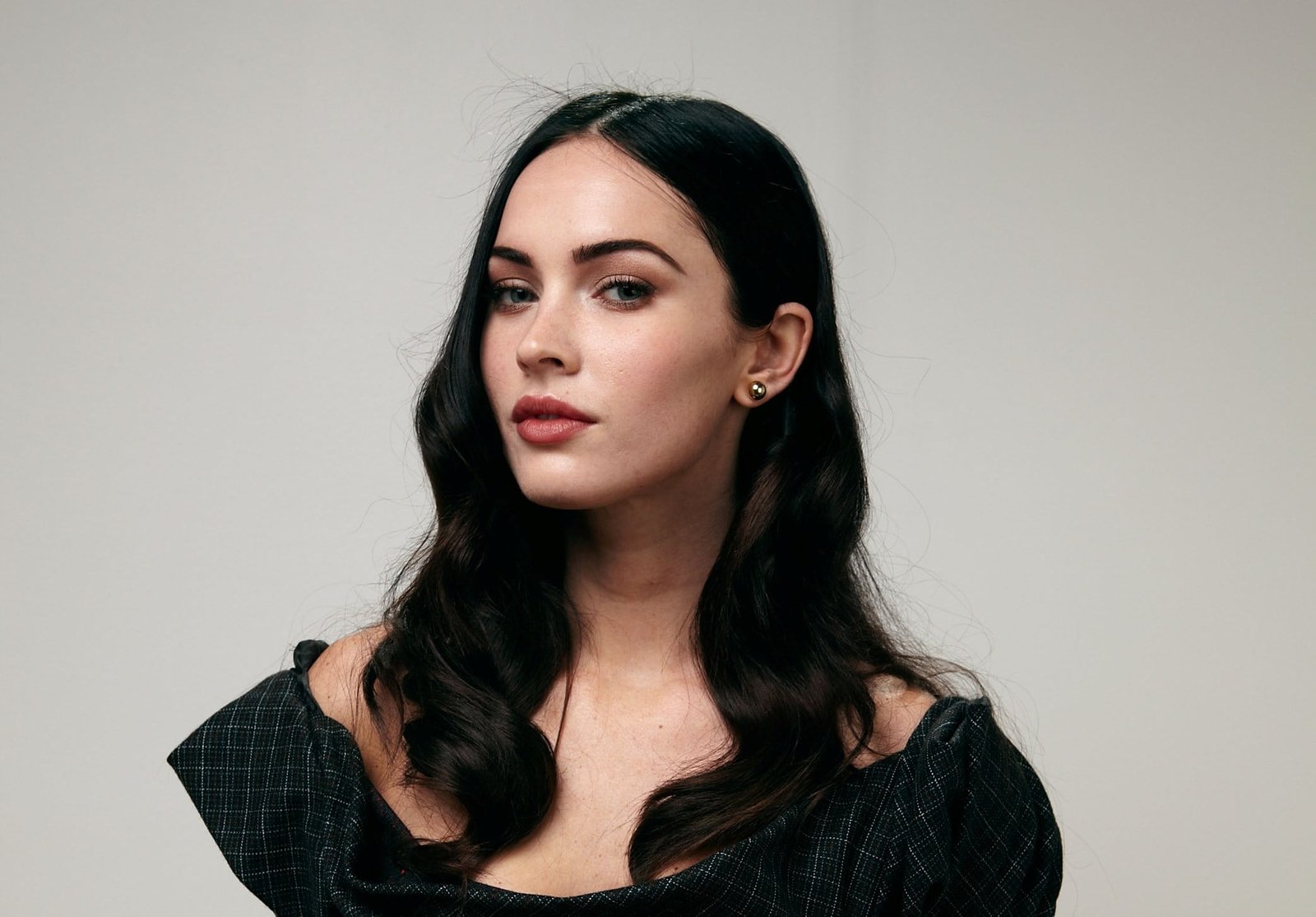 Megan Fox actress brunette young adult one person front view 2k