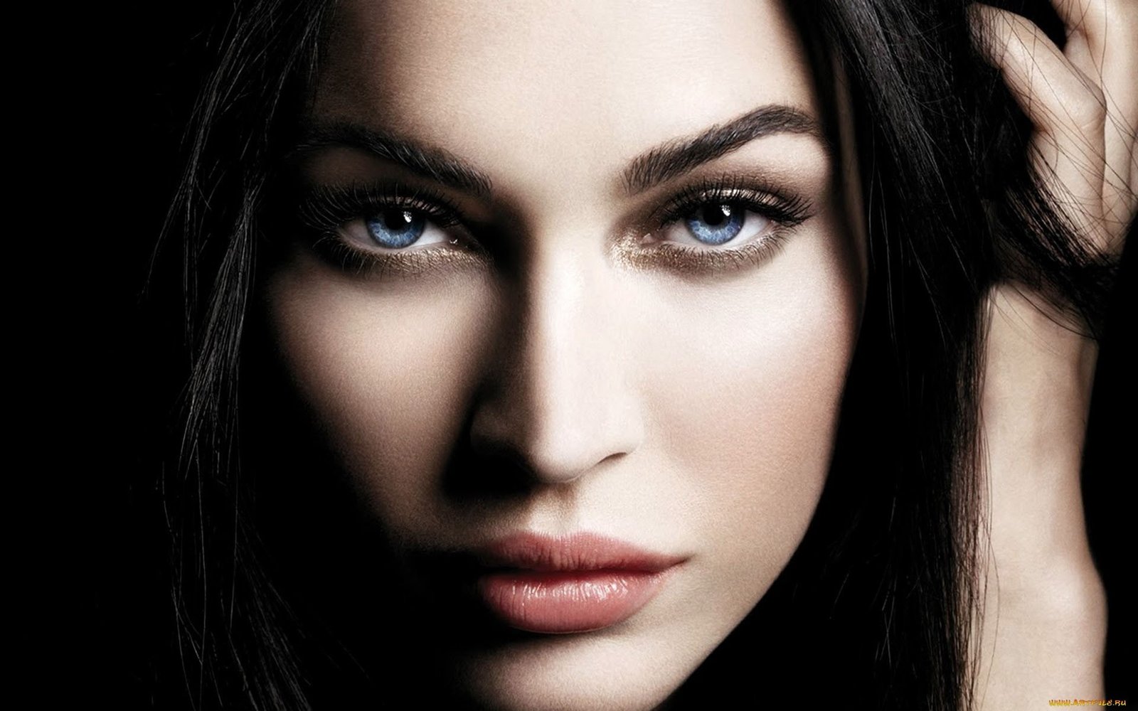 Megan Fox women celebrity blue eyes face closeup actress