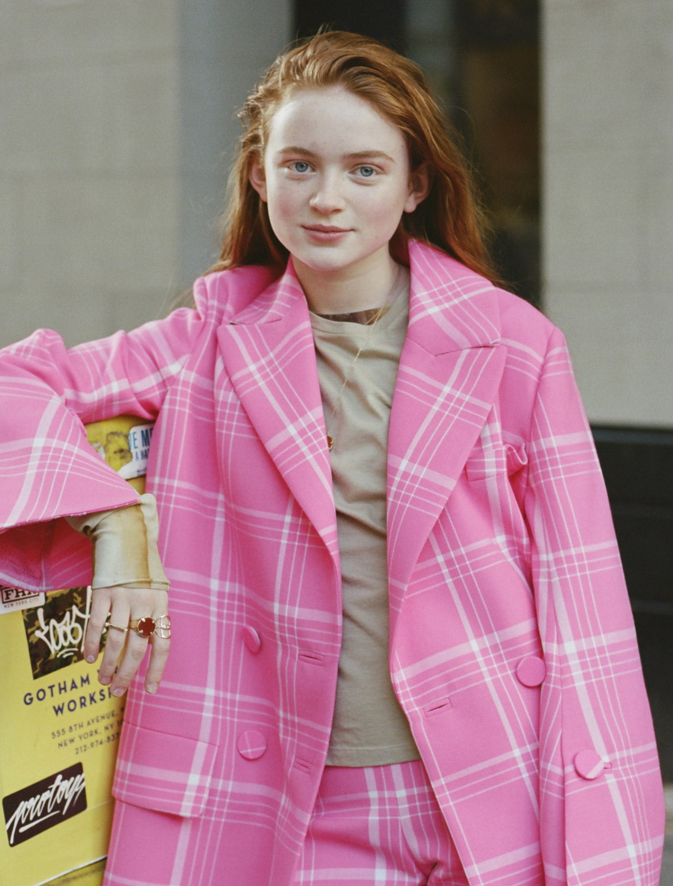Sadie Sink women actress looking at viewer redhead pink clothing
