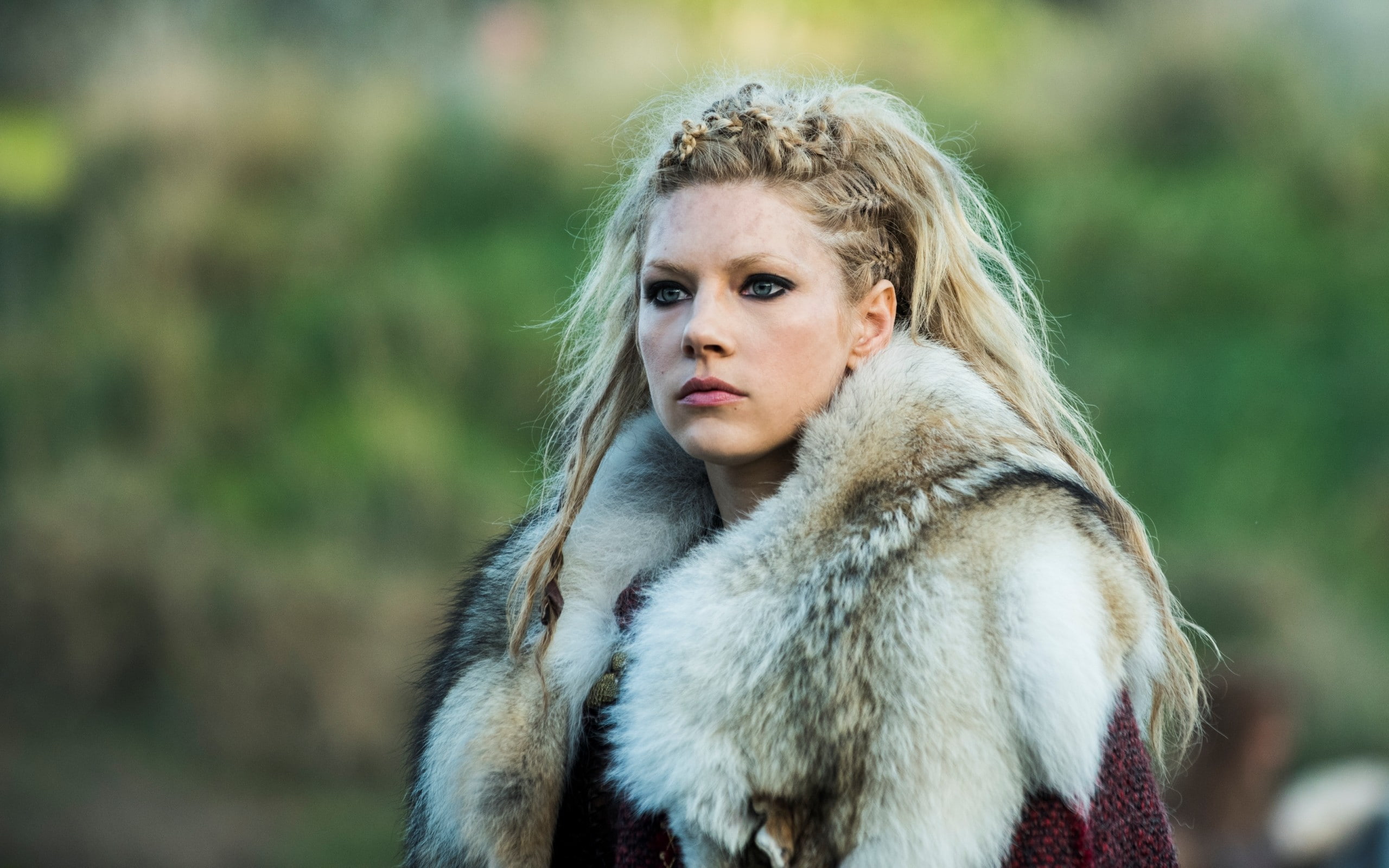 Vikings TV series smoky eyes braids actress Katheryn Winnick 2k