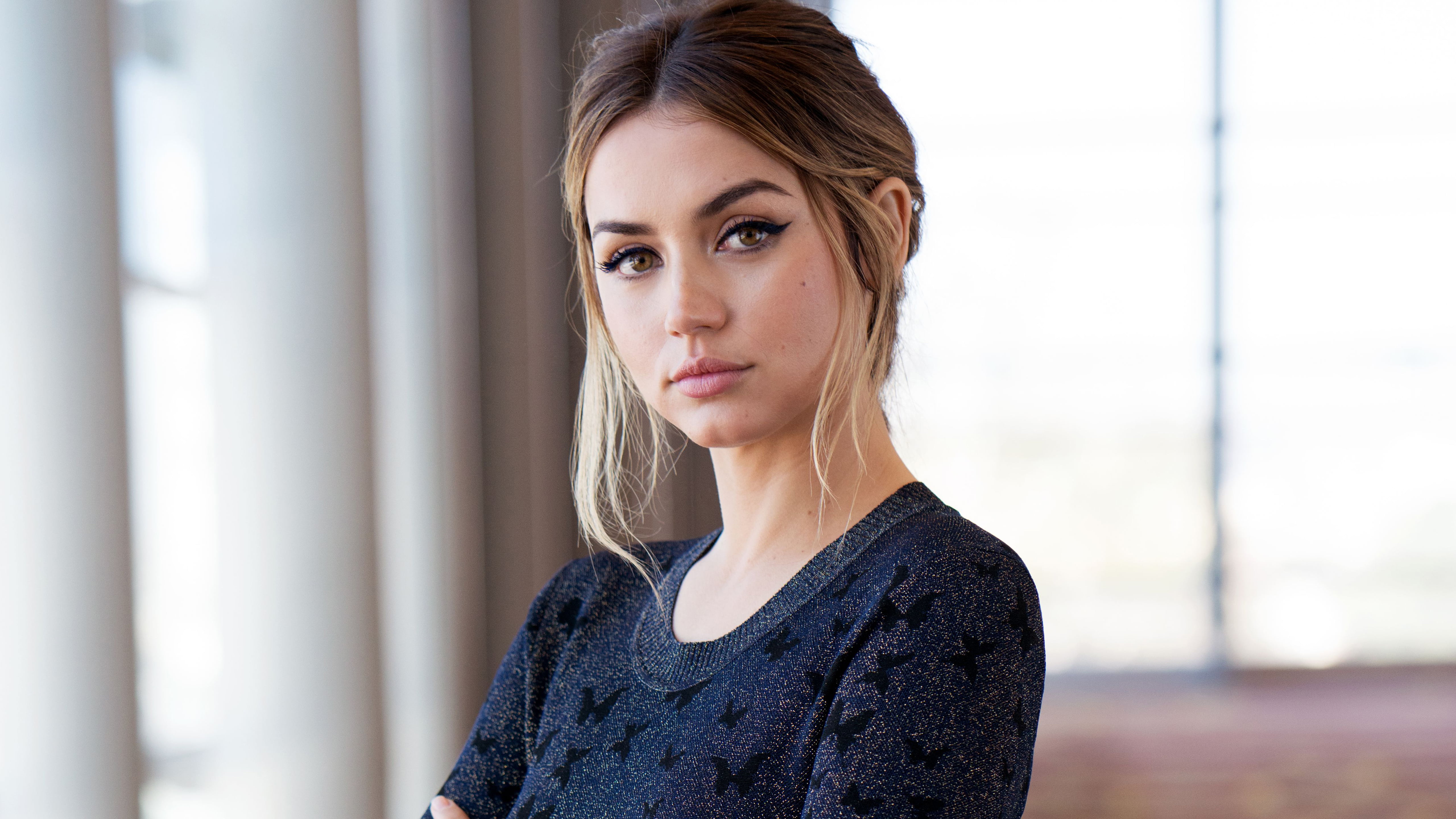 women's black crew neck top Ana de Armas actress depth of field 2k 4k 5k