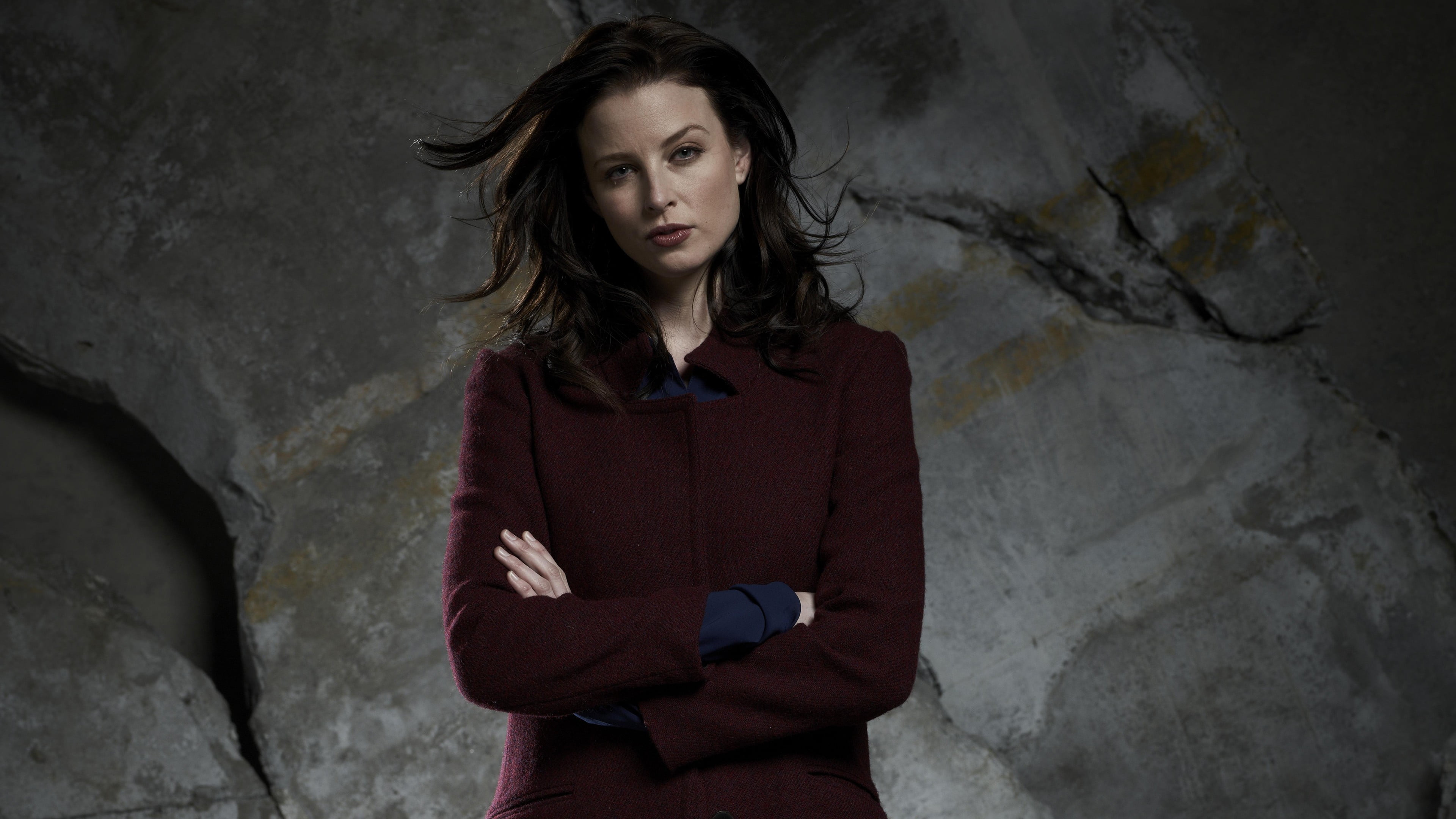 women's maroon blazer brunette Rachel Nichols actress Continuum 2k