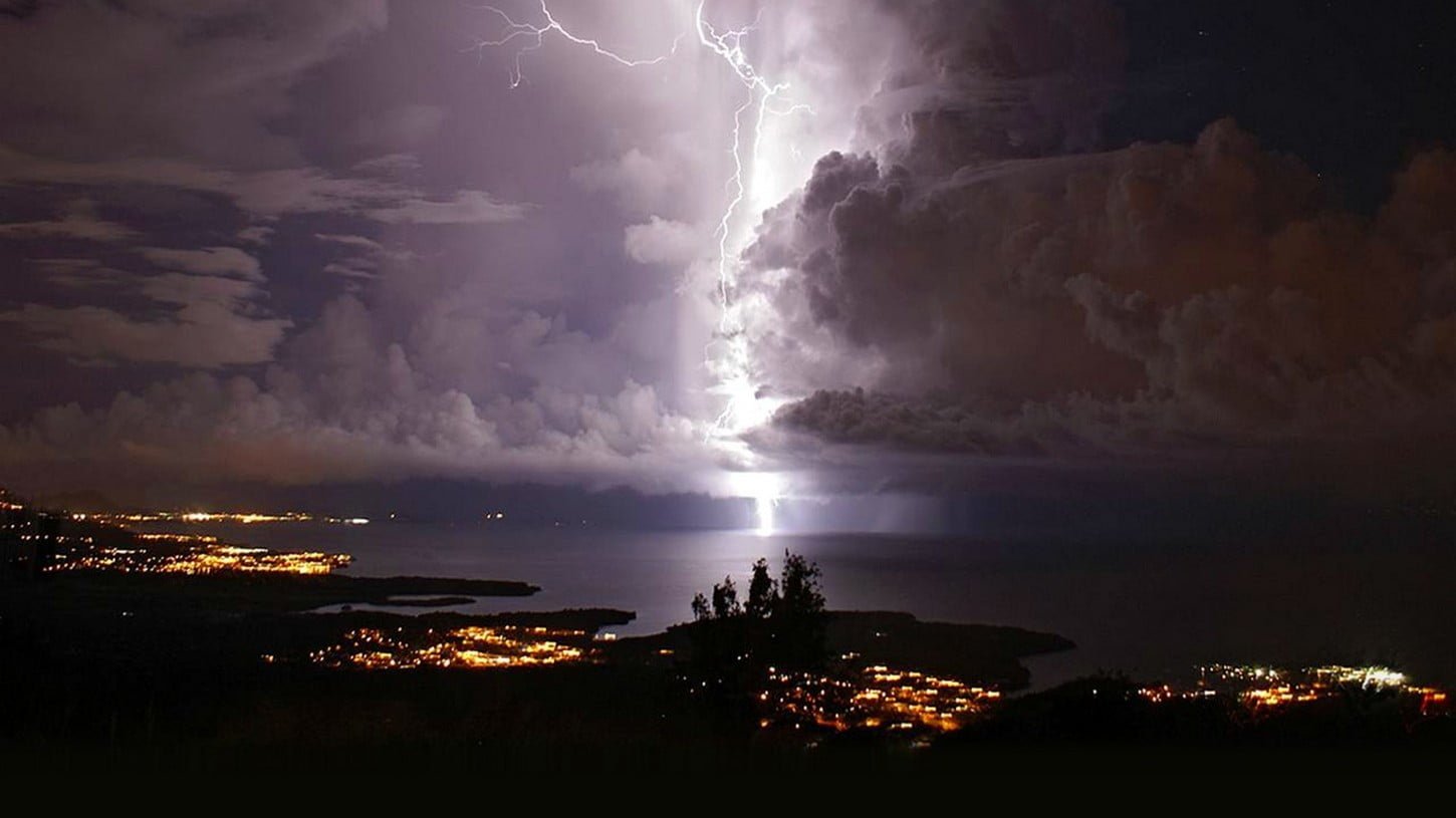 thunder storm nature landscape lightning night lake city