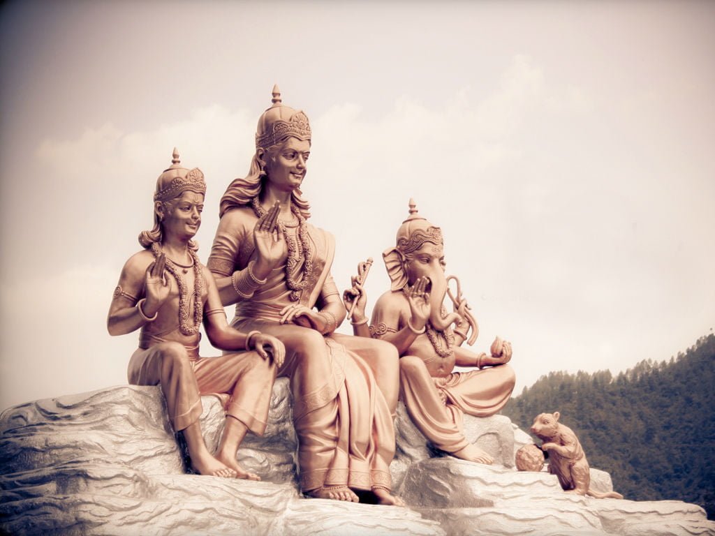 Mahadev Family three Hindu god statues Lord Shiva ganesha