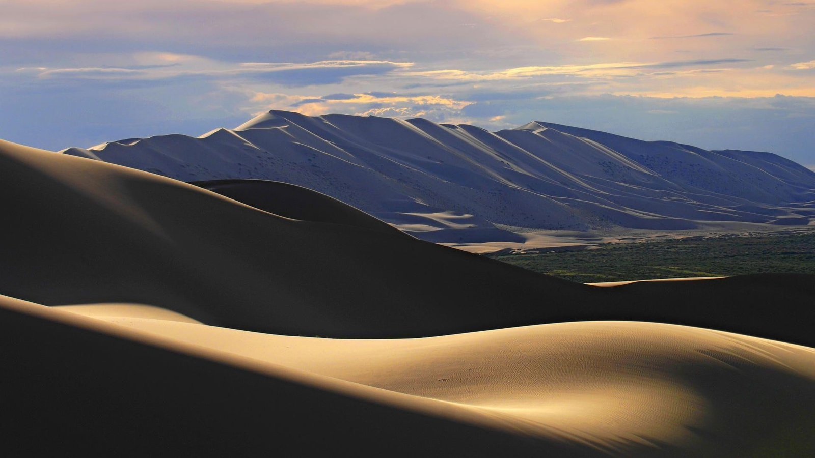 Gobi desert mongolia view sand nature scenery clouds and abstract 2k