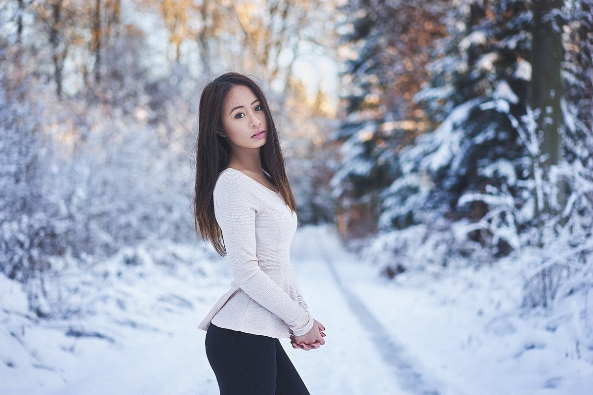 women's white scoop neck long sleeved peplum top model hair