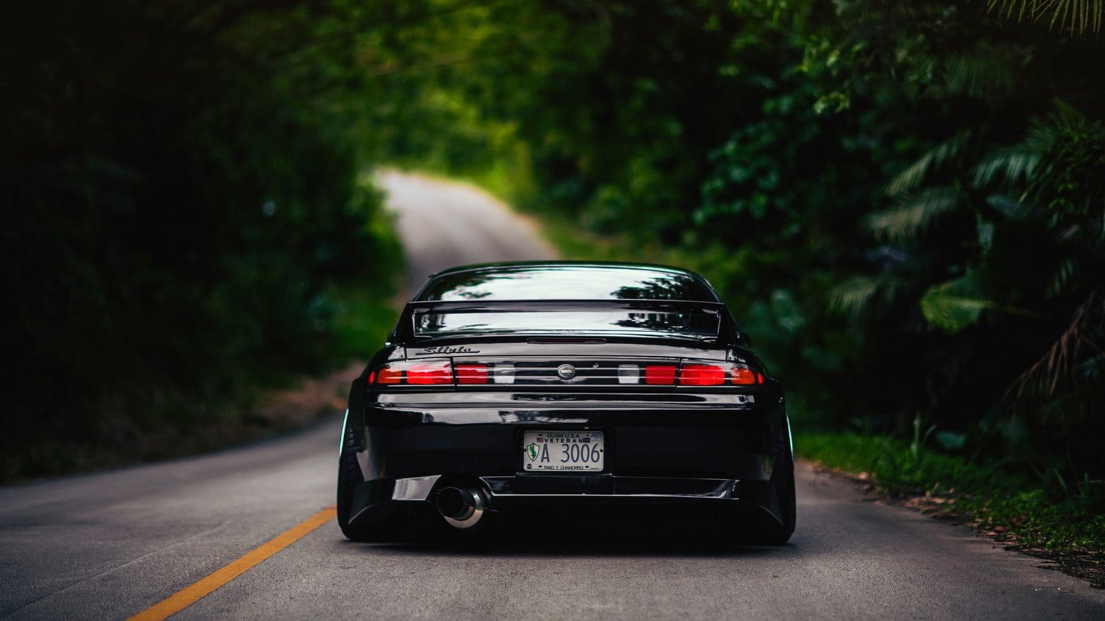 black car Nissan Silvia JDM Kouki Guam transportation 2k