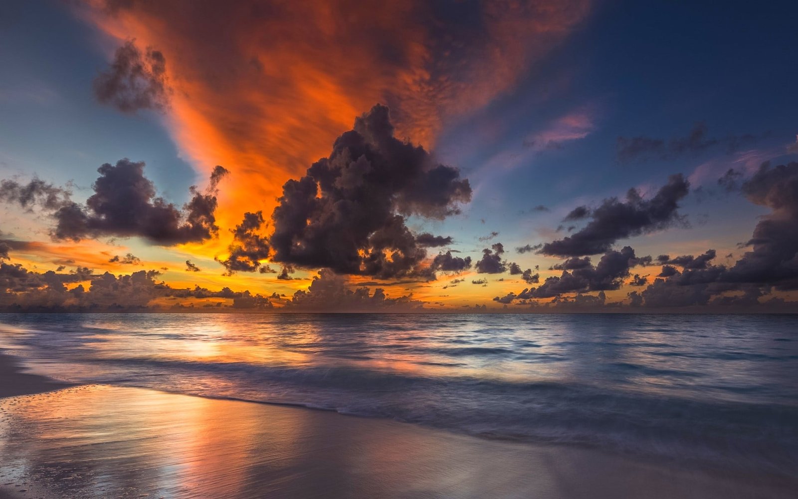 body of water and cloudy sky nature sunset beach Maldives 2k