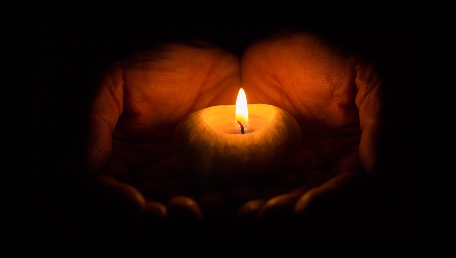 Candle Advent Hand Dark flame fire Natural Phenomenon 2k 4k